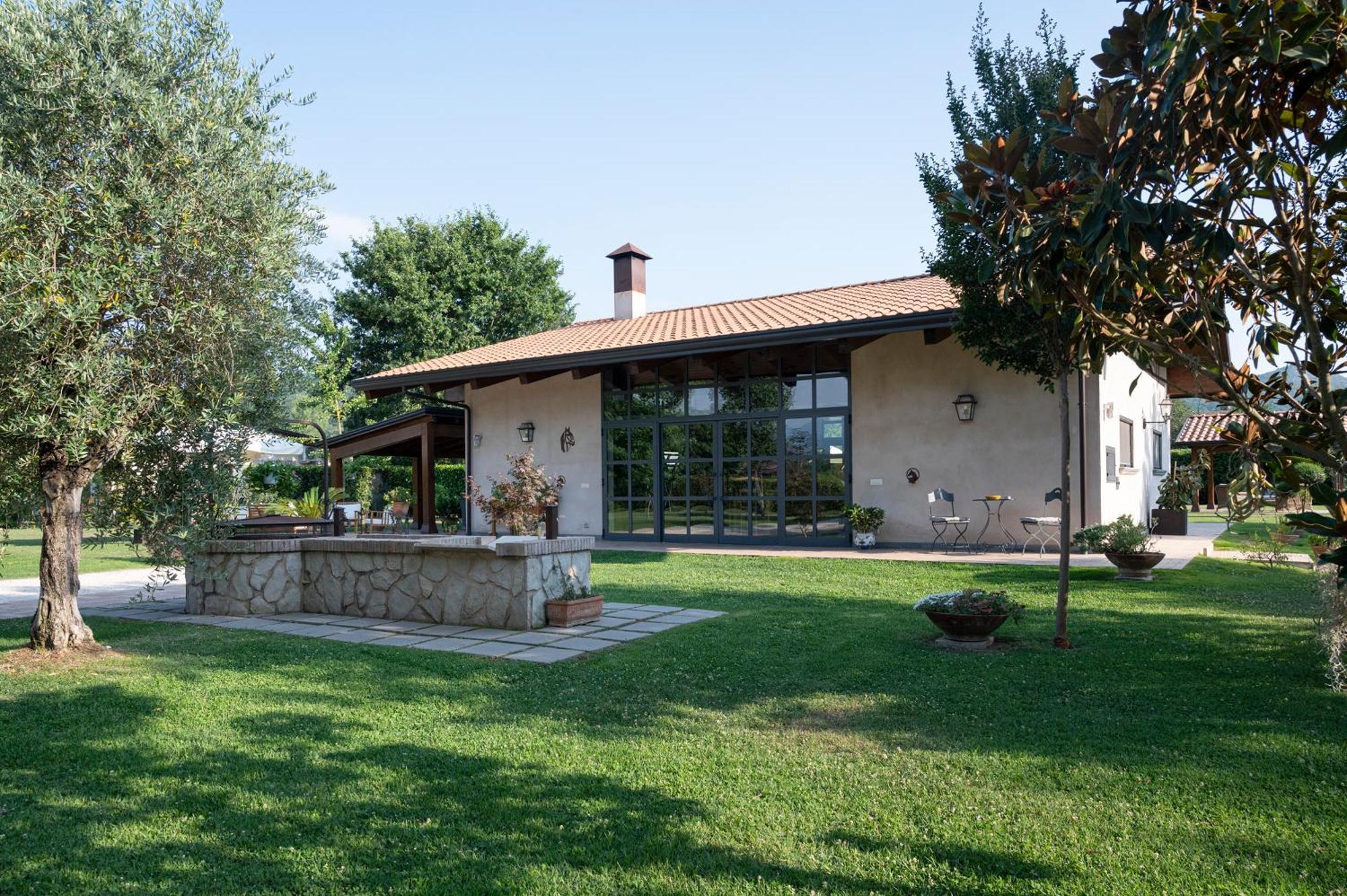 Family Farm Soc. Agr. A R.L. Villa Vairano Patenora ภายนอก รูปภาพ