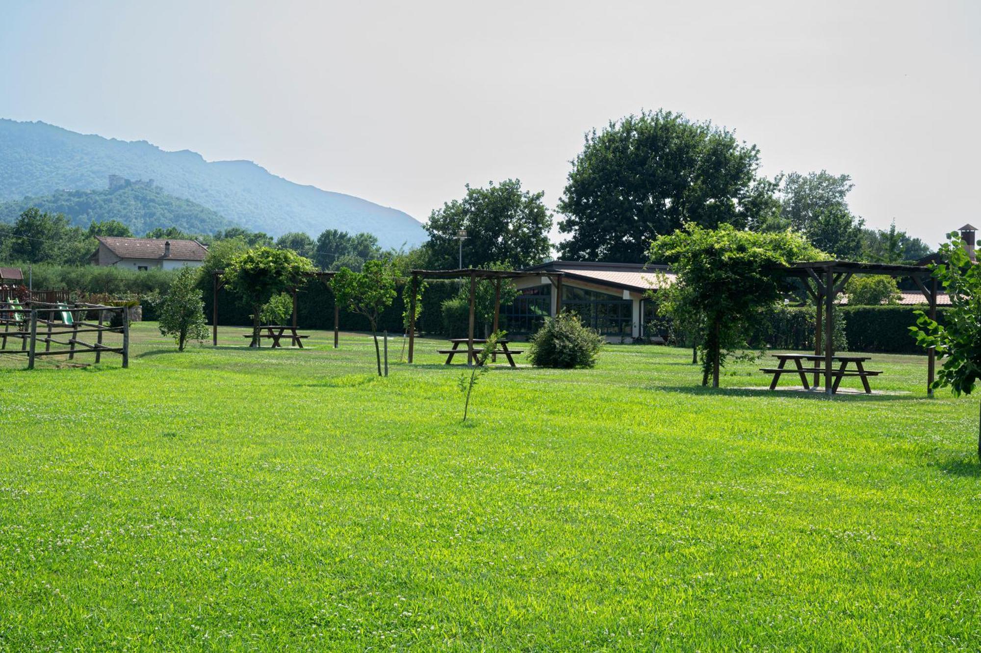 Family Farm Soc. Agr. A R.L. Villa Vairano Patenora ภายนอก รูปภาพ